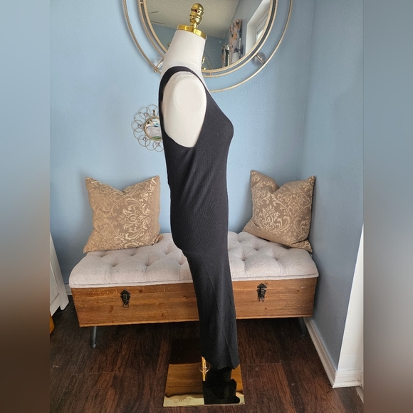 Pietro Brunelli Black Sleeveless Midi Dress - Picture 6 of 7